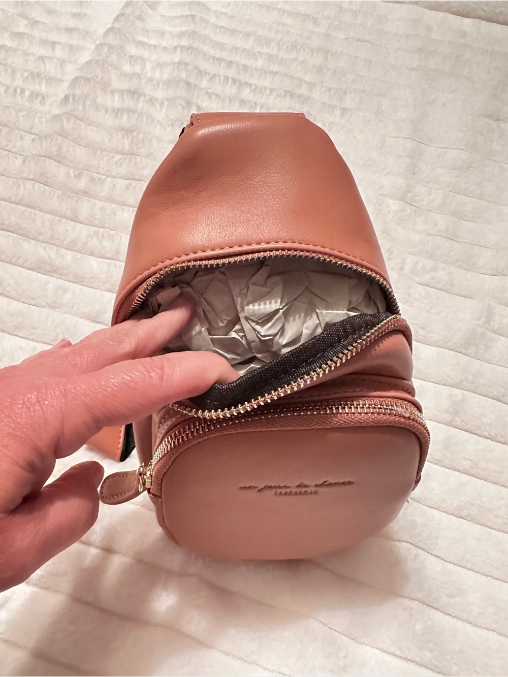 Taochic Coral Mini Crossbody Bag - Picture 3 of 4